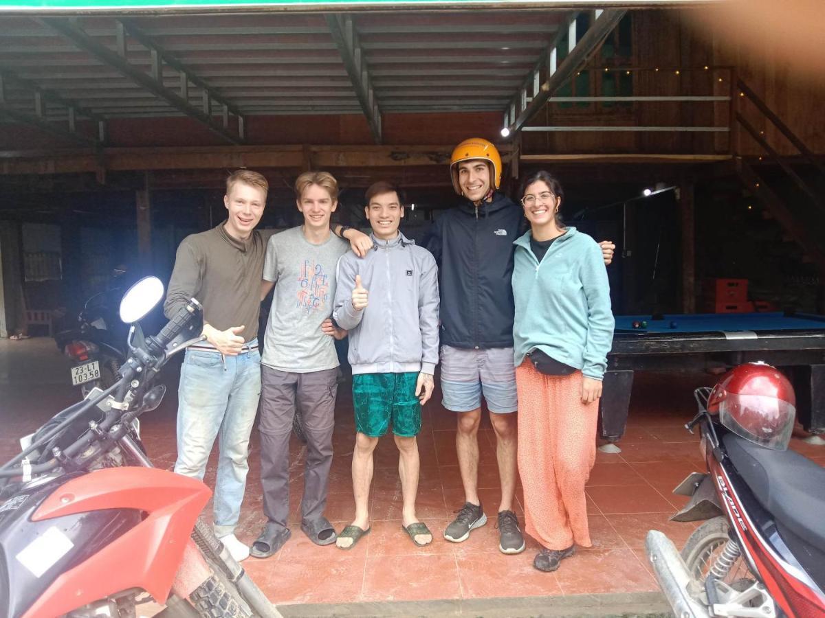 Du Gia - Tay Homestay Làng Cac Habitación foto